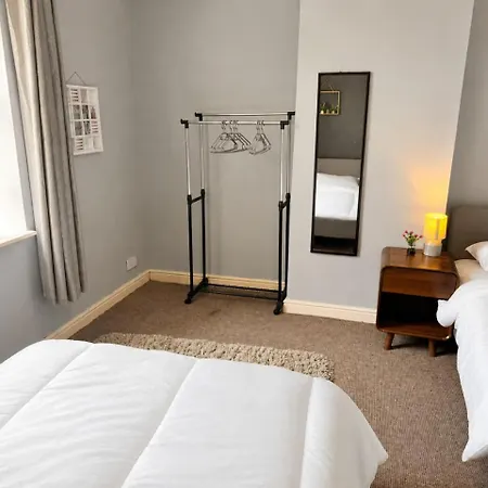 Apartamento Contractor Near Bae, Sleeps 4, Wifi *