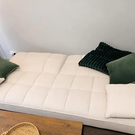 Contractor Near Bae, Sleeps 4, Wifi