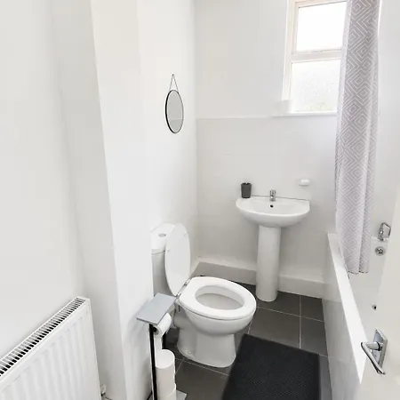 Apartamento Contractor Near Bae, Sleeps 4, Wifi *